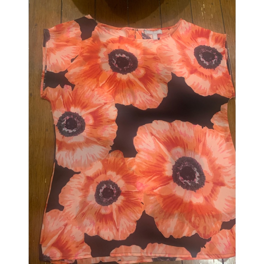 Preowned Banana Republic Boatneck Short Sleeve Floral Top Size M